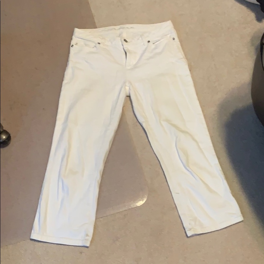 White MK Capri jeans